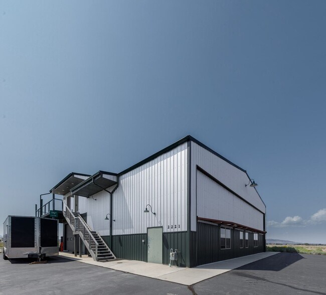 More Photos Of 2221 W 1400 N, Cedar City Airplane Hangar For Lease