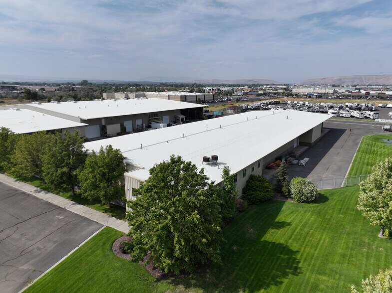Primary Photo Of 2900 Sutherland Dr, Union Gap Manufacturing For Lease