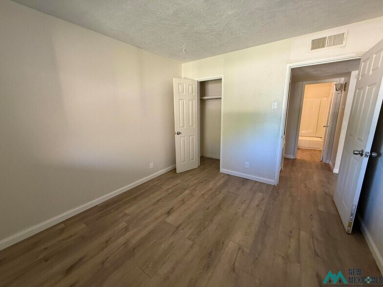 More Photos Of W W Hank & Yucca Ave, Artesia Apartments For Sale