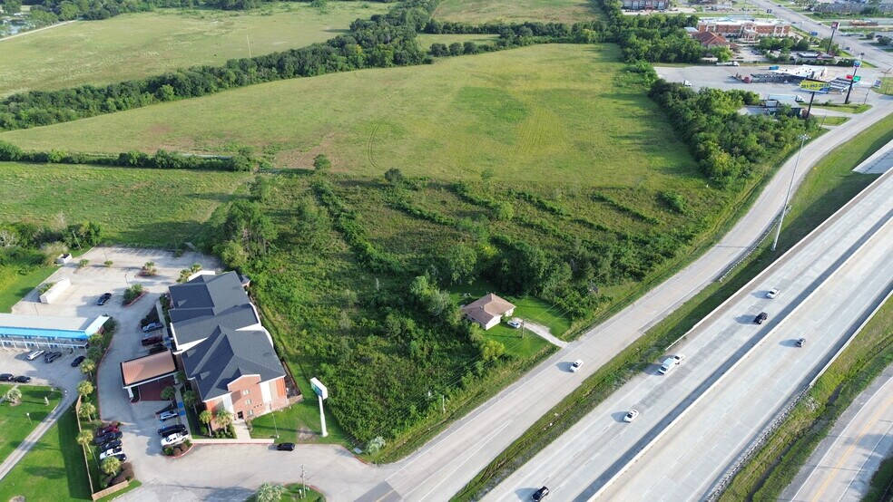 More Photos Of 46194 I-10, Winnie Land For Sale