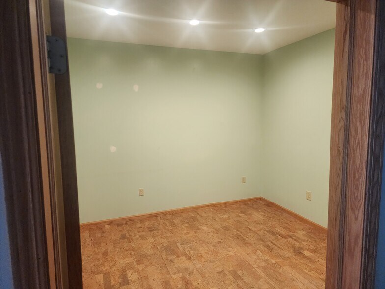 More Photos Of 4 Northridge Dr, Buckhannon General Retail For Lease