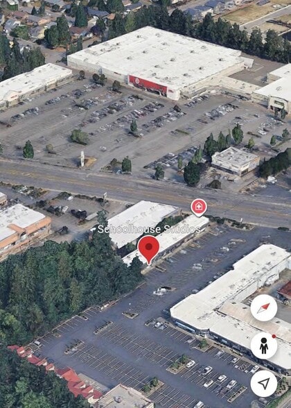 More Photos Of 620 SE Everett Mall Way, Everett General Retail For Lease