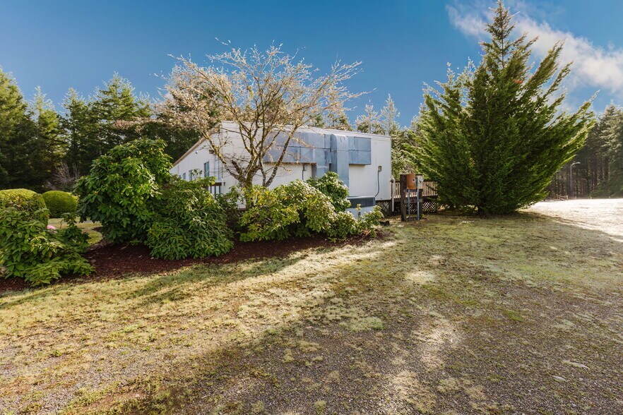 More Photos Of 4938 SW Lake Flora Rd, Port Orchard Office For Lease