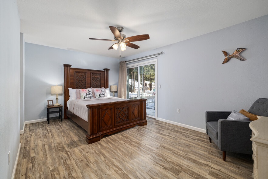 More Photos Of 1072 Ski Run Blvd, South Lake Tahoe Hotel For Sale