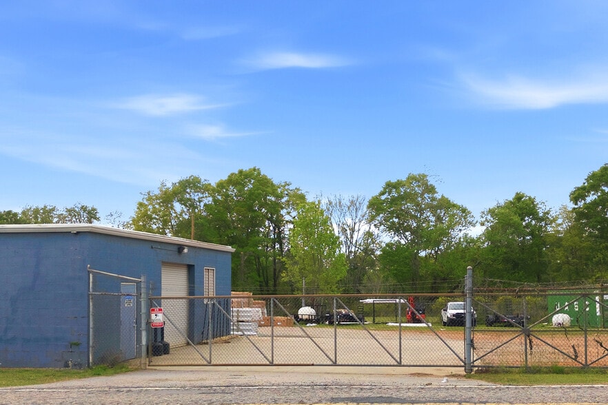 More Photos Of 810 Shiloh Rd, Piedmont Warehouse For Sale