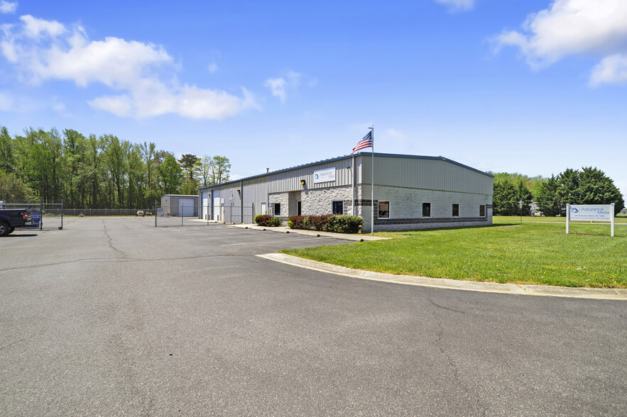 Primary Photo Of 198 Mullet Run, Milford Light Distribution For Sale