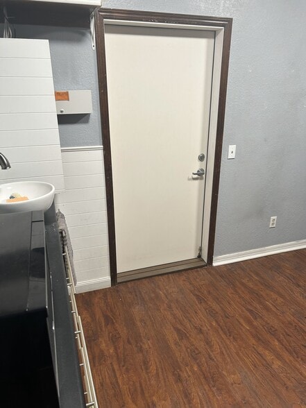 More Photos Of 2833 SW 119th St, Oklahoma City Loft Creative Space For Lease