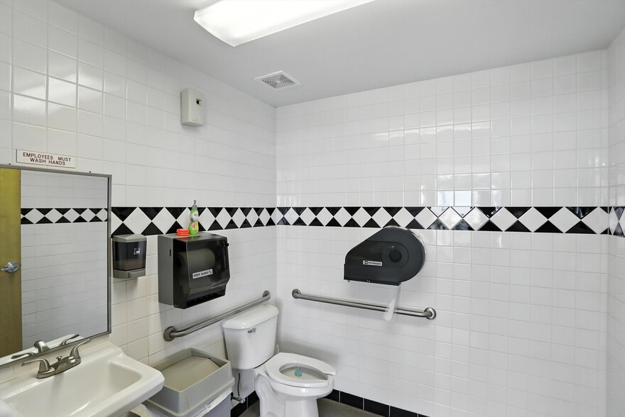 More Photos Of 2382 W Main St, Greenfield Auto Dealership For Sale