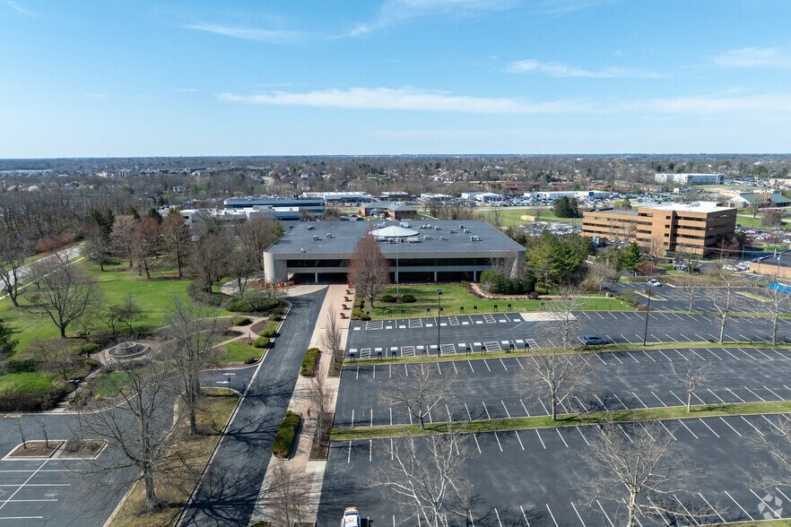 More Photos Of 101 Yorkshire Blvd, Lexington Office For Lease