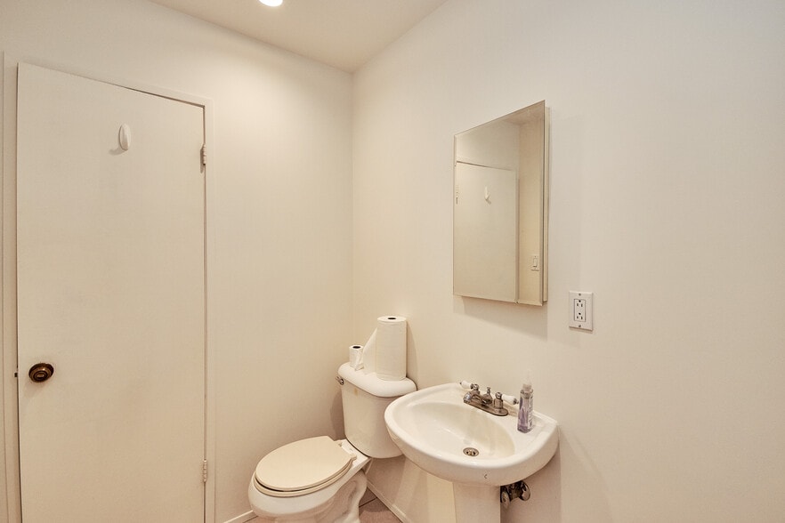 More Photos Of 12749 Norwalk Blvd, Norwalk Office For Lease
