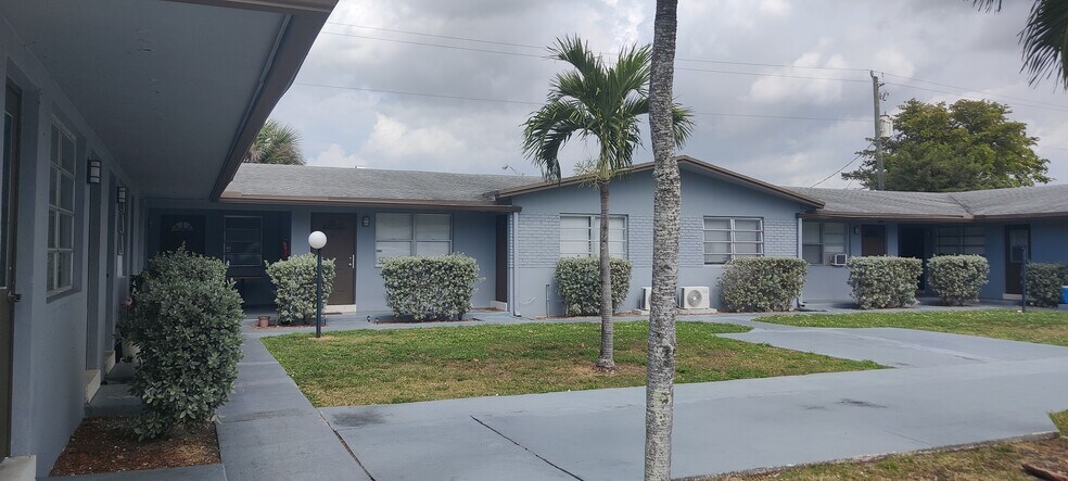 Primary Photo Of 7221 Venetian St, Miramar Apartments For Sale