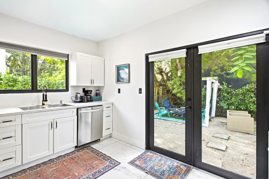 More Photos Of 8270-8280 NE 1st Pl, Miami Apartments For Sale