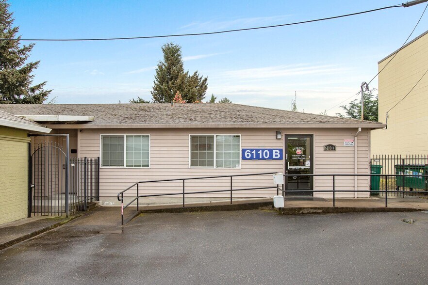 Primary Photo Of 6110 N Lombard St, Portland Medical For Lease
