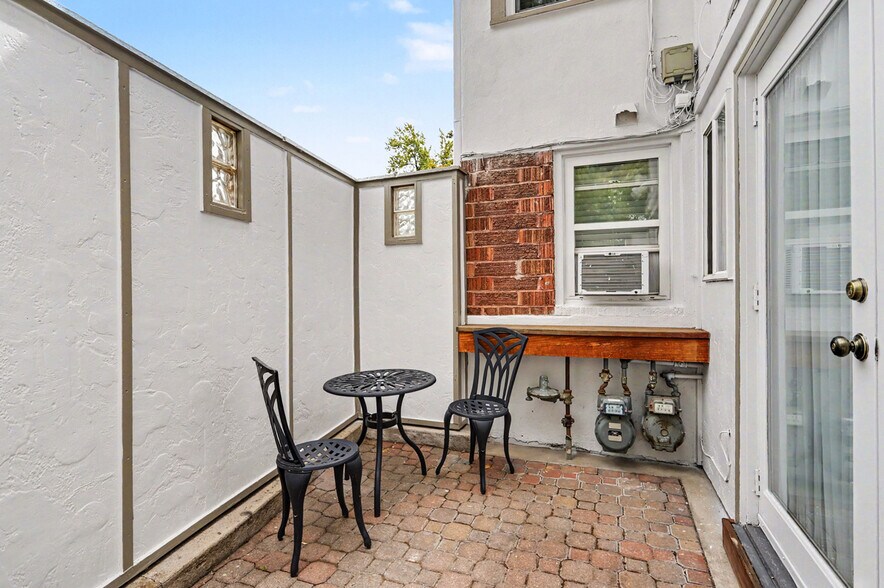 More Photos Of 1125 Maxwell Ave, Boulder Apartments For Sale