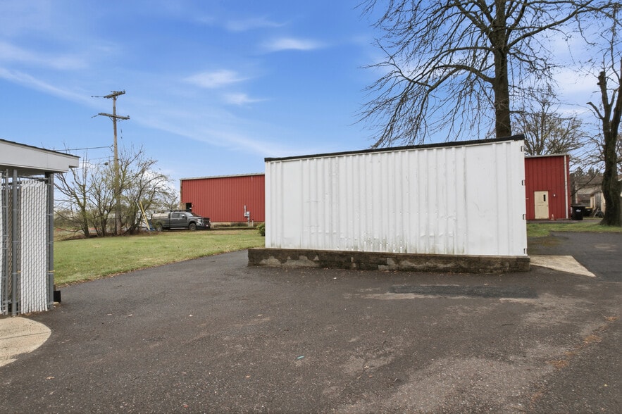 More Photos Of 105 High St, Dublin Flex For Sale