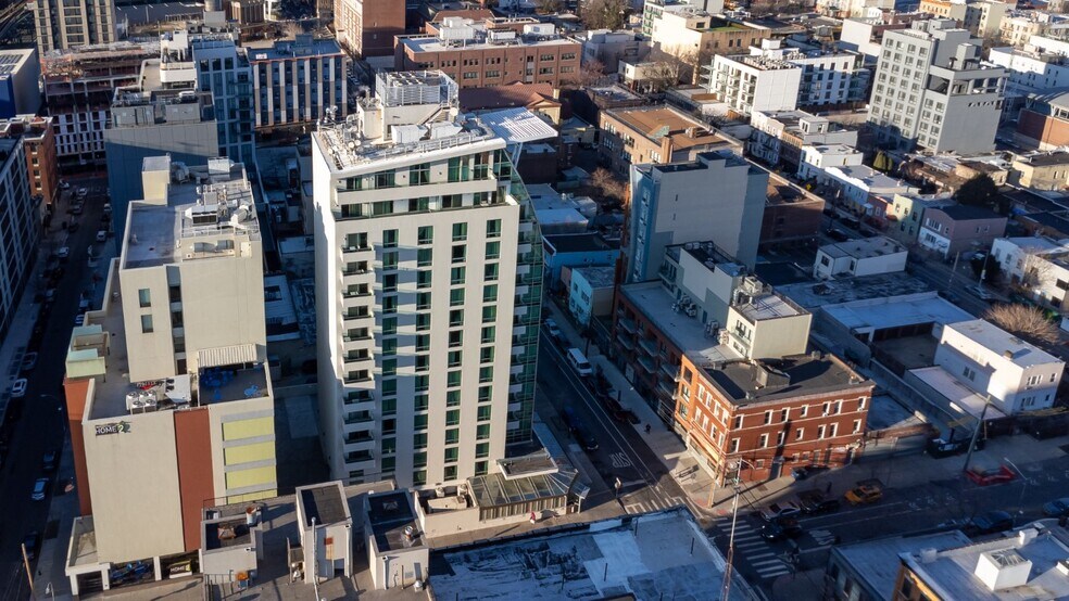 More Photos Of 39-05 29th St, Long Island City Hotel For Sale