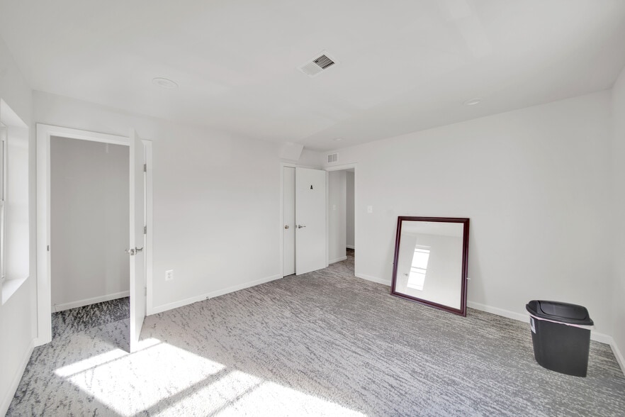 More Photos Of 6653 Washington Blvd, Elkridge Freestanding For Lease