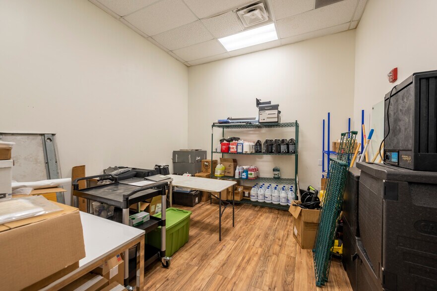 More Photos Of 5150 N State Road 7, North Lauderdale Refrigeration Cold Storage For Lease