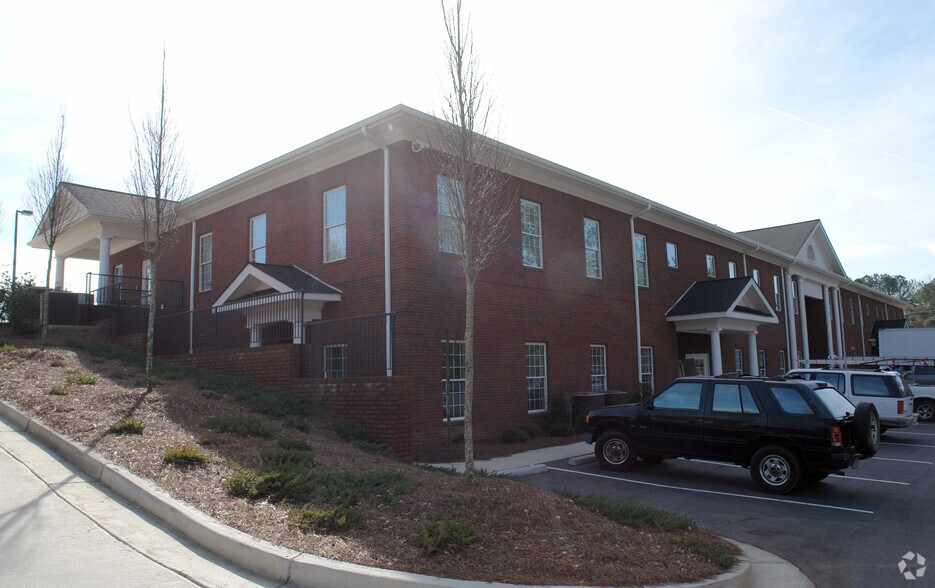 More Photos Of 1500 Oglethorpe Ave, Athens Medical For Lease
