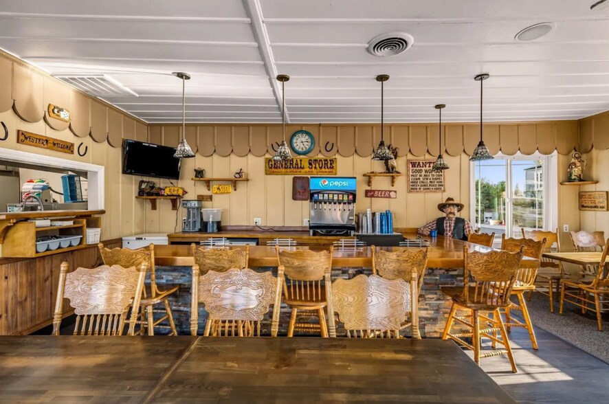 More Photos Of 145 S Auburn St, Grass Valley Restaurant For Sale