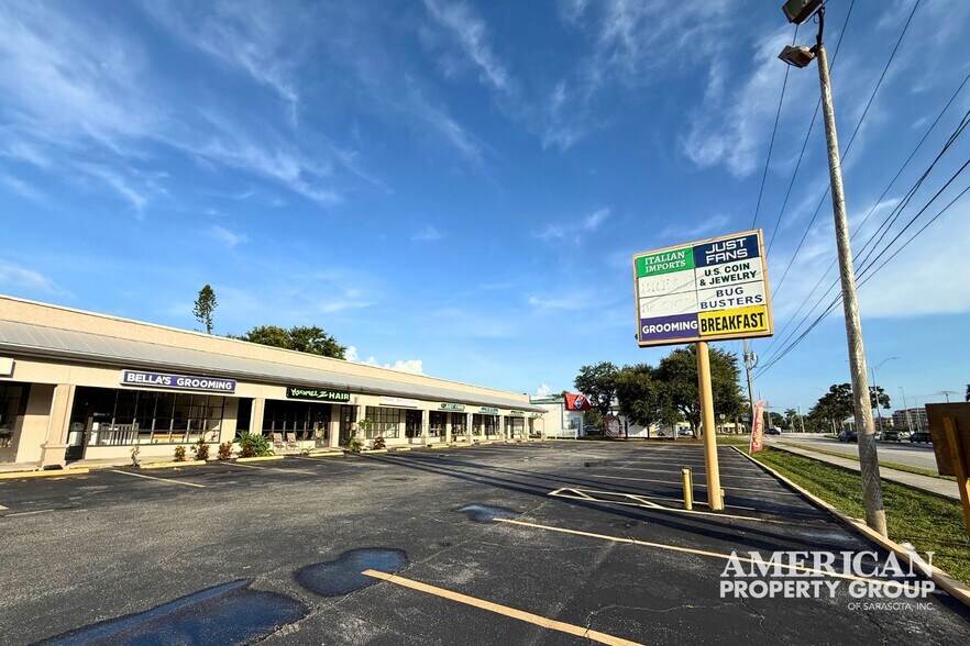 More Photos Of 5900-5990 S Tamiami Trl, Sarasota Storefront For Lease
