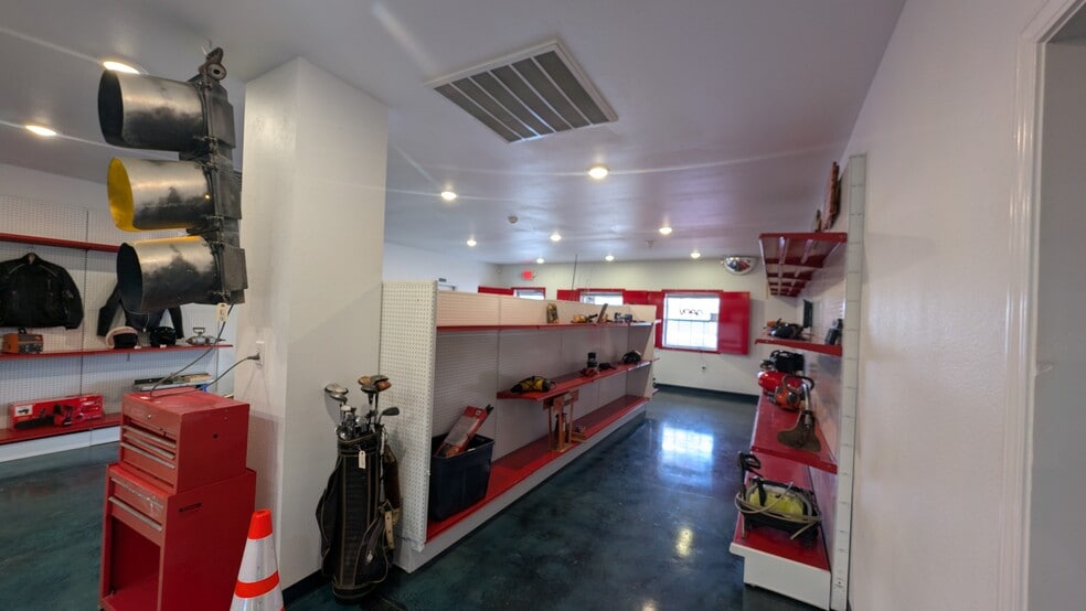 More Photos Of 3369 AR-36 Ave, Searcy Flex For Sale