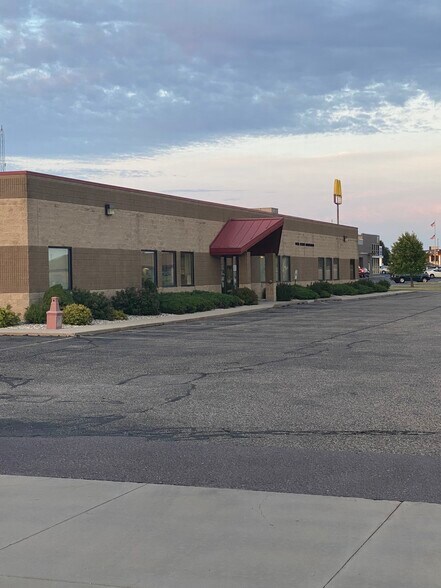 Primary Photo Of 2875 Village Rd, Portage Office For Sale