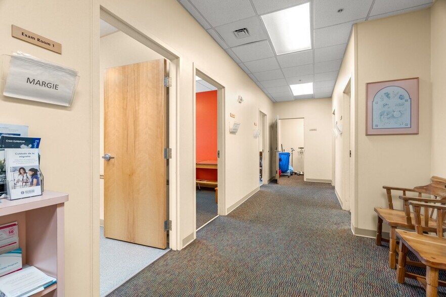 More Photos Of 625 6th Ave S, Saint Petersburg Medical For Sale