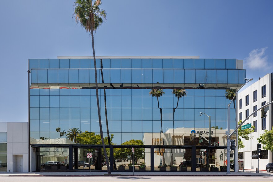 Primary Photo Of 9250 Wilshire Blvd, Beverly Hills Office For Lease