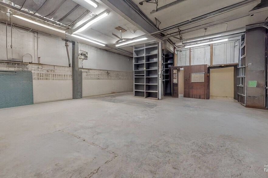 More Photos Of 9034 Tonnelle Ave, North Bergen Industrial For Sale