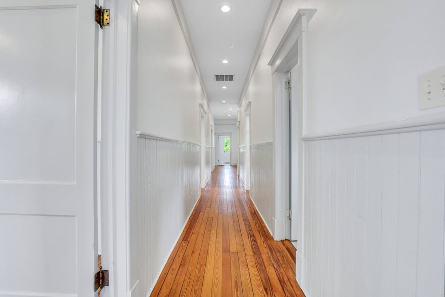 More Photos Of 420 E Bolton St, Savannah Apartments For Sale