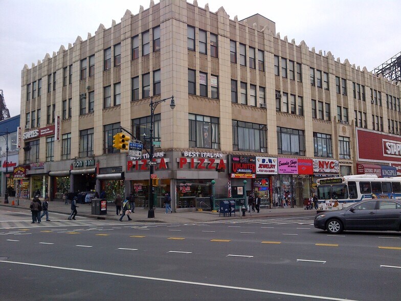 More Photos Of 2480-2496 Grand Concourse, Bronx Office For Lease