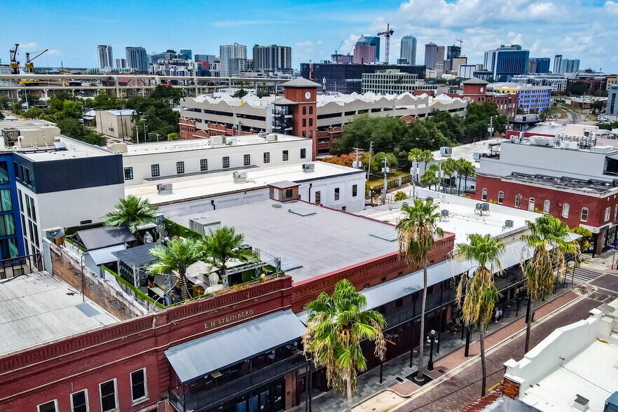 More Photos Of 1609 7th Ave, Ybor City Bar For Lease