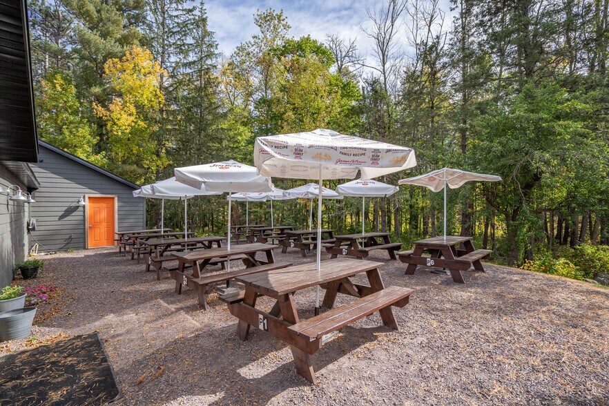 More Photos Of 10688 S Us-53, Solon Springs Restaurant For Sale