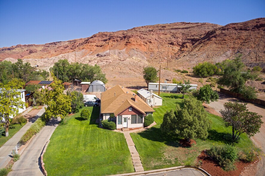 More Photos Of 195 E 200 N, Moab Specialty For Sale