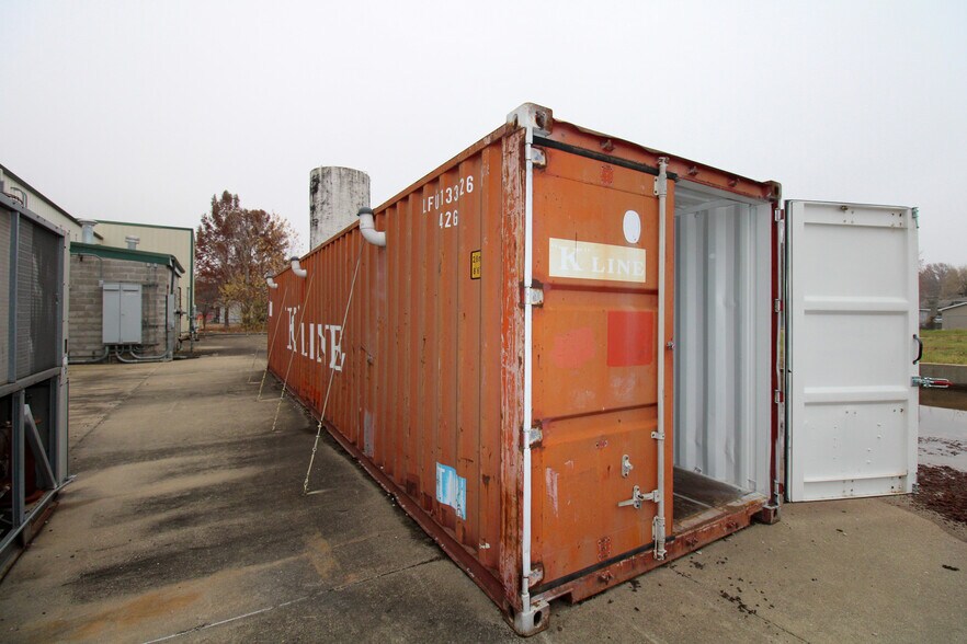 More Photos Of 7350 IL-111, South Roxana Specialty For Sale