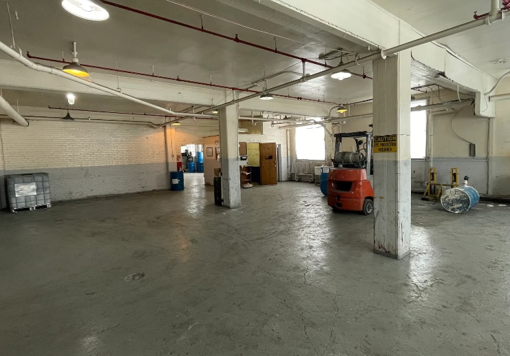 More Photos Of 1497 E Grand Blvd, Detroit Warehouse For Sale