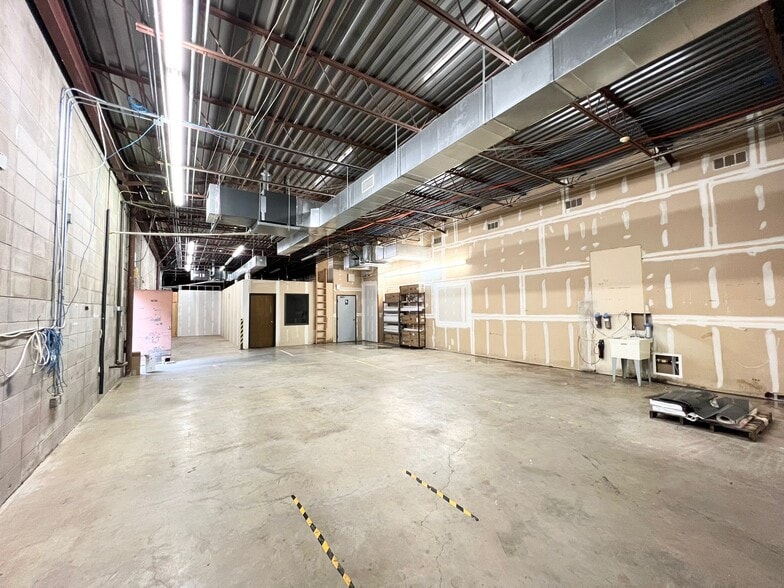More Photos Of 100 Briarwood West Dr, Jackson Office For Lease