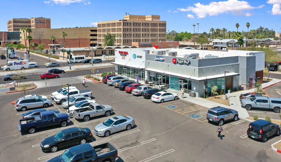 More Photos Of 6075 N 19th Ave, Phoenix General Retail For Lease