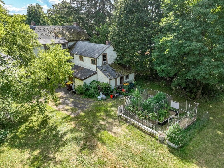 More Photos Of 453 Main Ave, Wynantskill Land For Sale