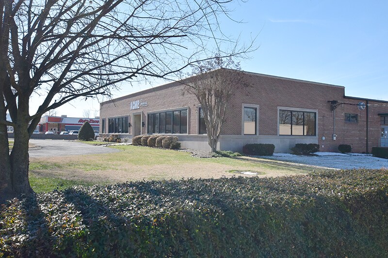 More Photos Of 4301 Rossville Blvd, Chattanooga Service For Lease