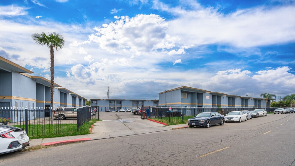 More Photos Of 4304 Manchester Ave, Stockton Apartments For Sale