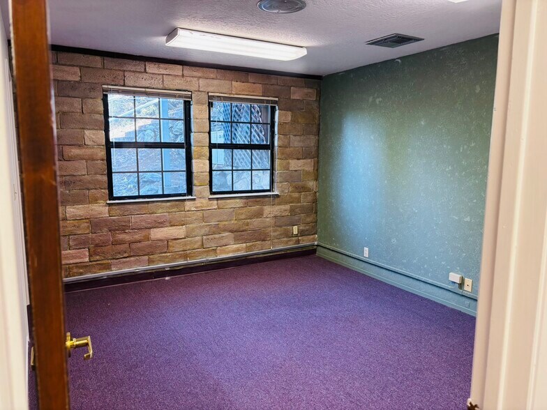 More Photos Of 571 Stanislaus Ave, Angels Camp Office For Sale