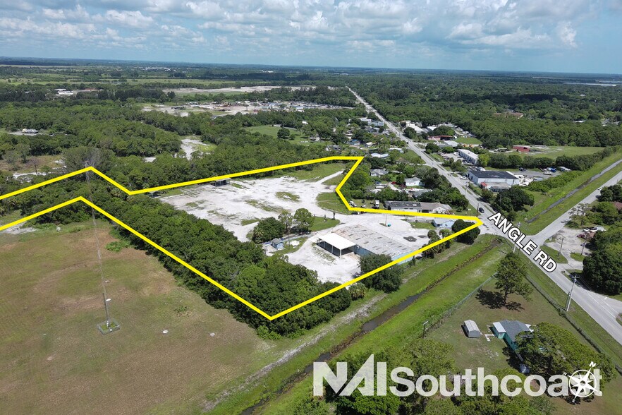 More Photos Of 907 Angle Rd, Fort Pierce Warehouse For Sale