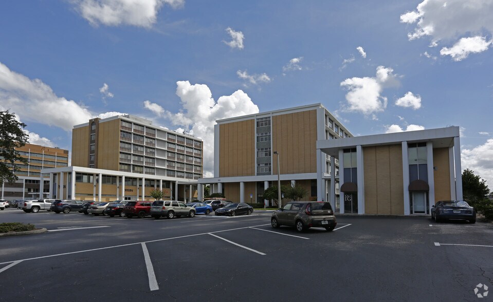 More Photos Of 1111 N Westshore Blvd, Tampa Office For Lease