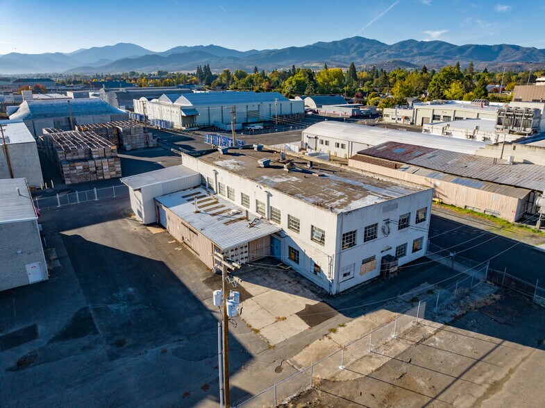 More Photos Of 619 S Fir St, Medford Refrigeration Cold Storage For Sale