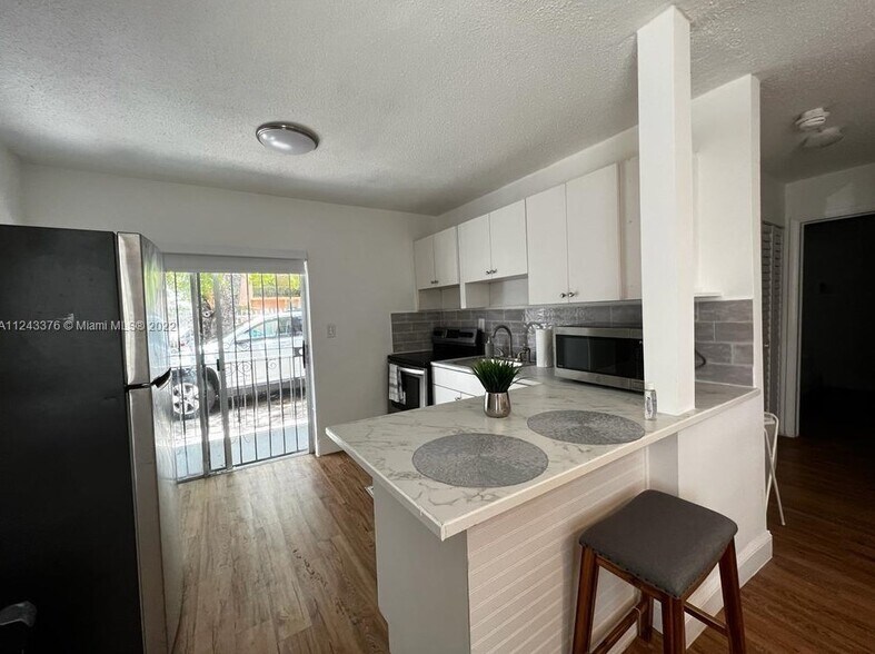 More Photos Of 641 NW 2nd St, Miami Apartments For Sale