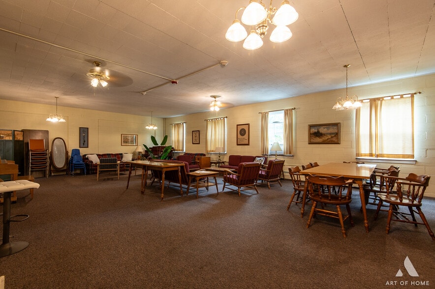 More Photos Of 9411 S 51st Ave, Oak Lawn Religious Facility For Sale