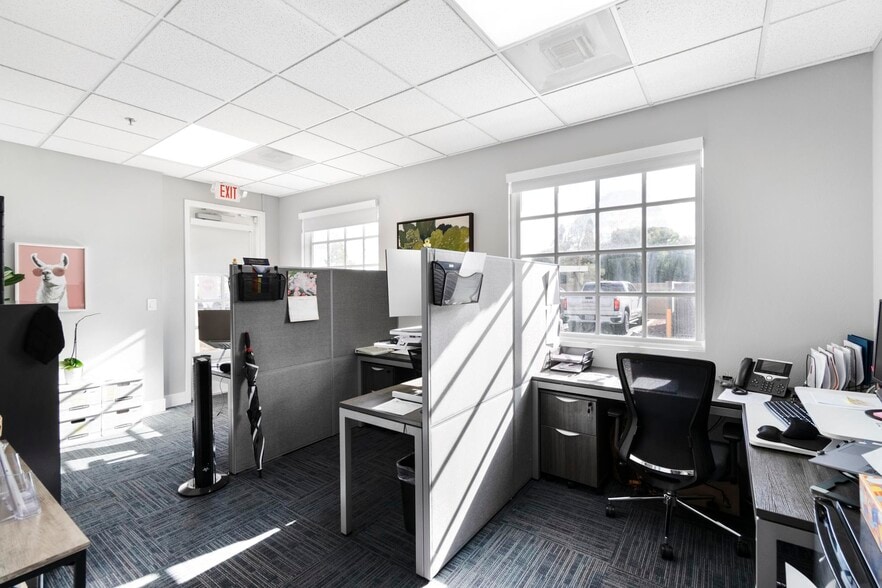 More Photos Of 3037 E Warm Springs Rd, Las Vegas Medical For Sale