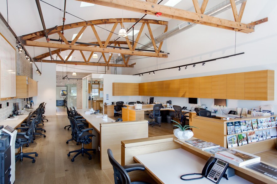 More Photos Of 1624-1626 Ocean Park Blvd, Santa Monica Unknown For Lease